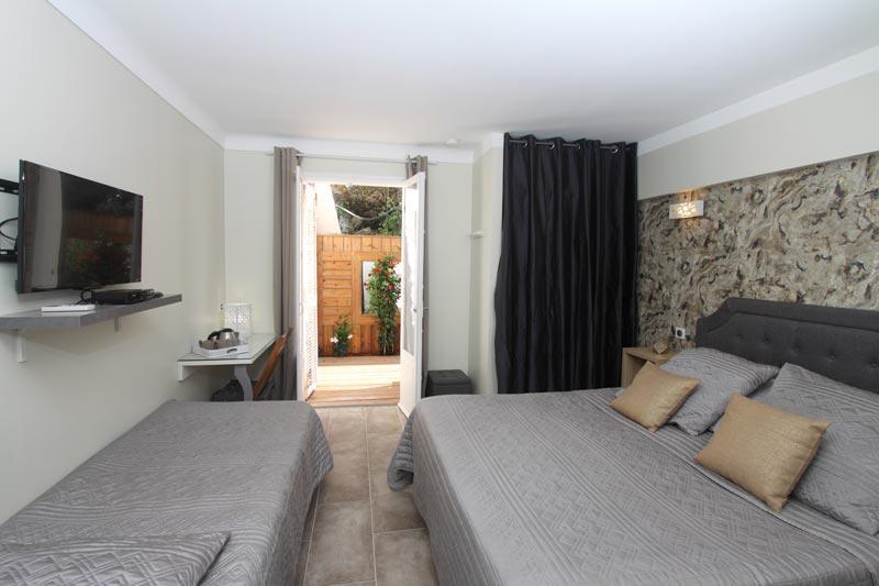 Double Room with Garden View,398150004:JPEG